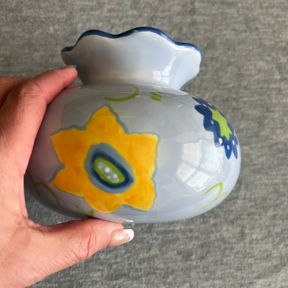 Kimberly Hodges Hallmark Floral Ceramic Vase with Blue‎ and Green Accents Spring